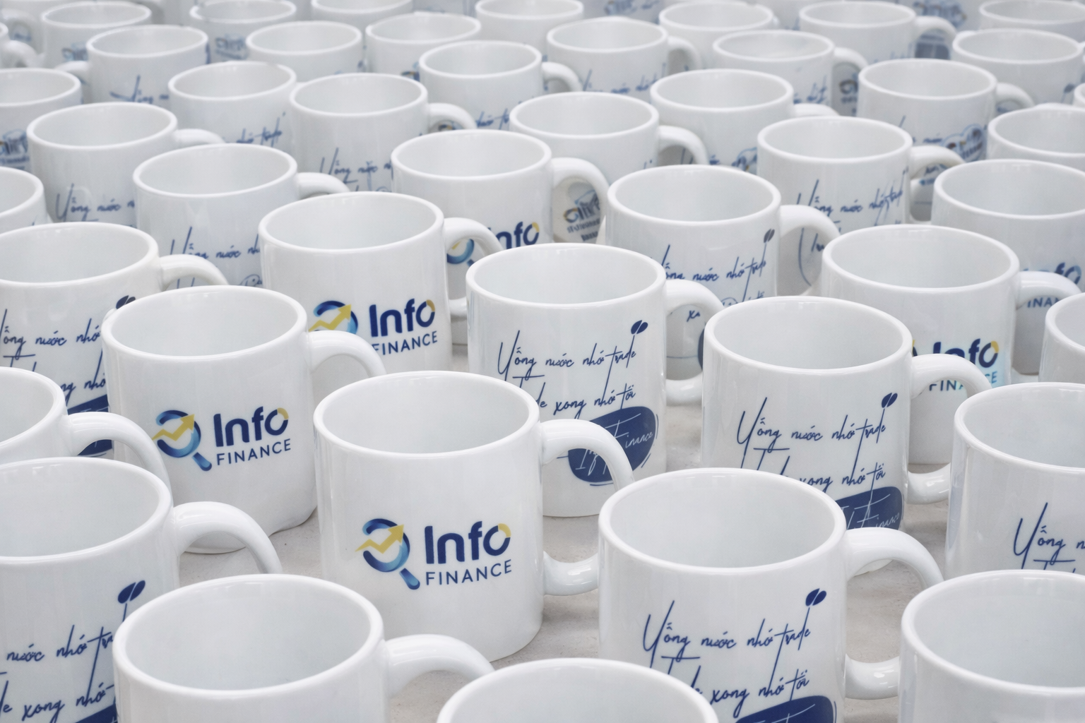 Xưởng ly sứ in logo theo yêu cầu TPHCM – Rinamimi nhận in mọi số lượng