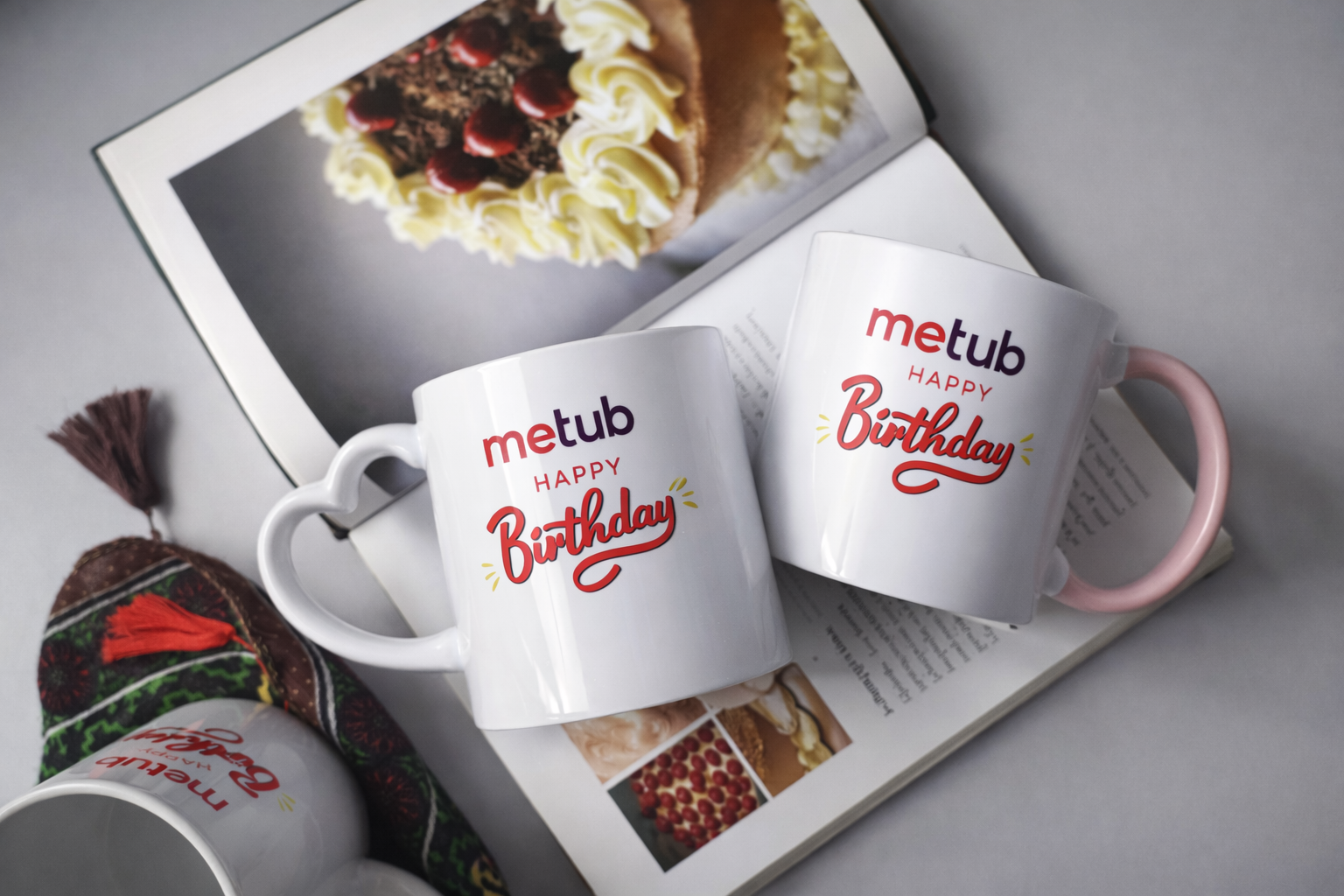 Ứng dụng của ly sứ quà tặng in logo doanh nghiệp